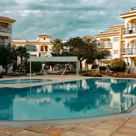 Fantastic4 Cyprus Apartment *